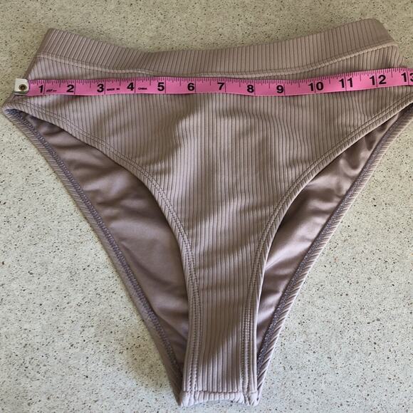 Gymshark: Nude  Ribbed High Rise Bikini Bottoms - Picture 5 of 6
